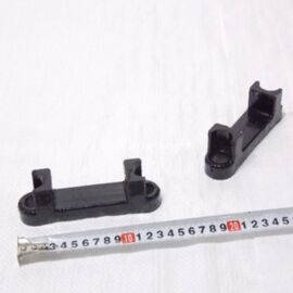 Накладка стремянки ушка передней рессоры (короткая) 64221-2902025